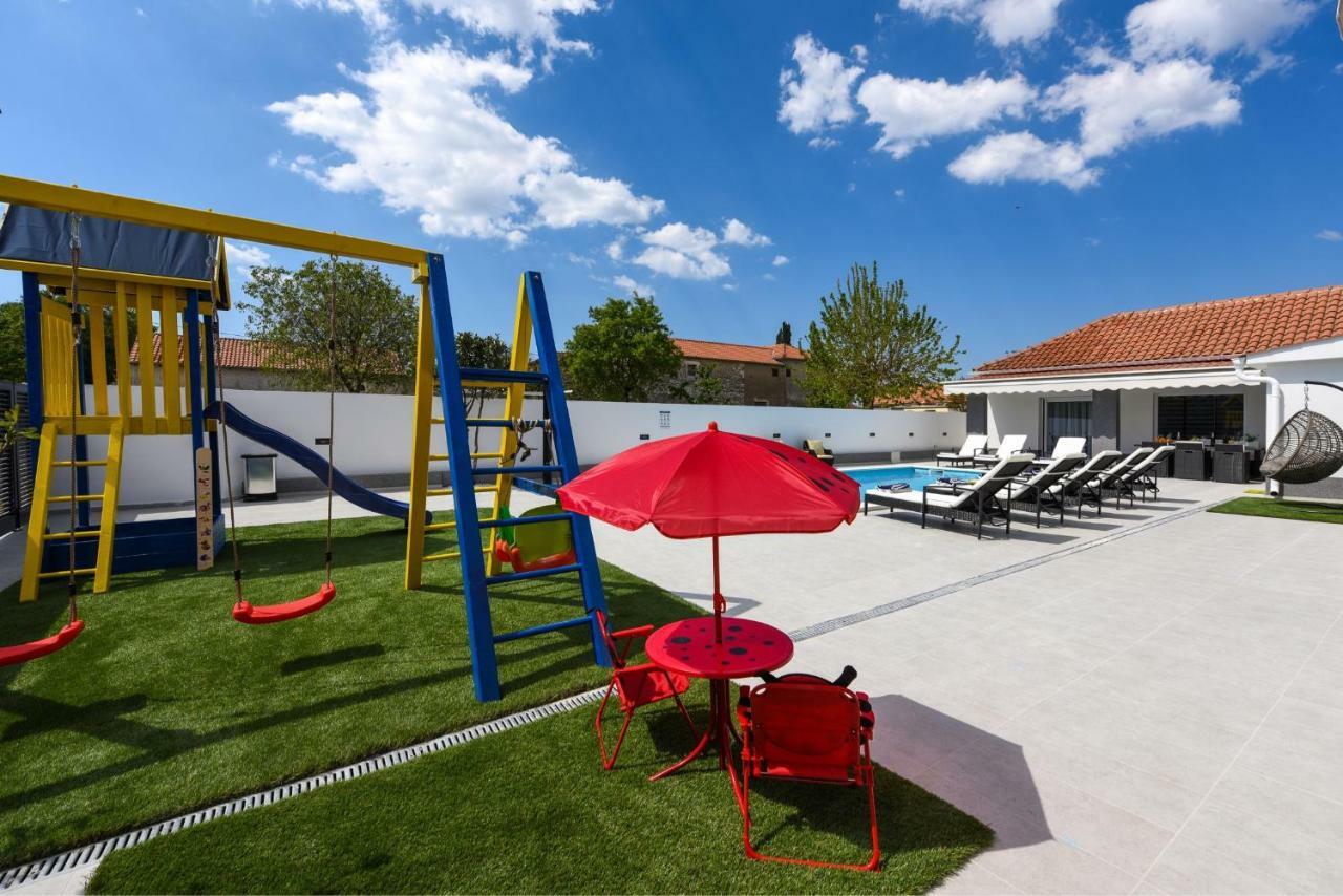 Villa Mare - With Heated Pool Zadar Exterior foto